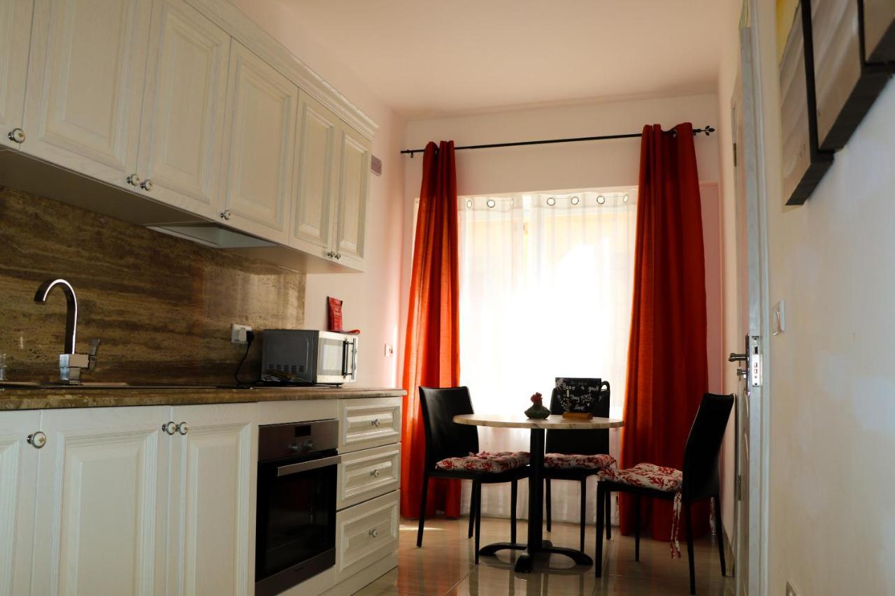 Violetta Apartment Birżebbuġa Екстериор снимка